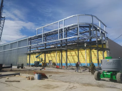 Structural and facade steel erected over wall infill panels — Vaughan Mills Expansion